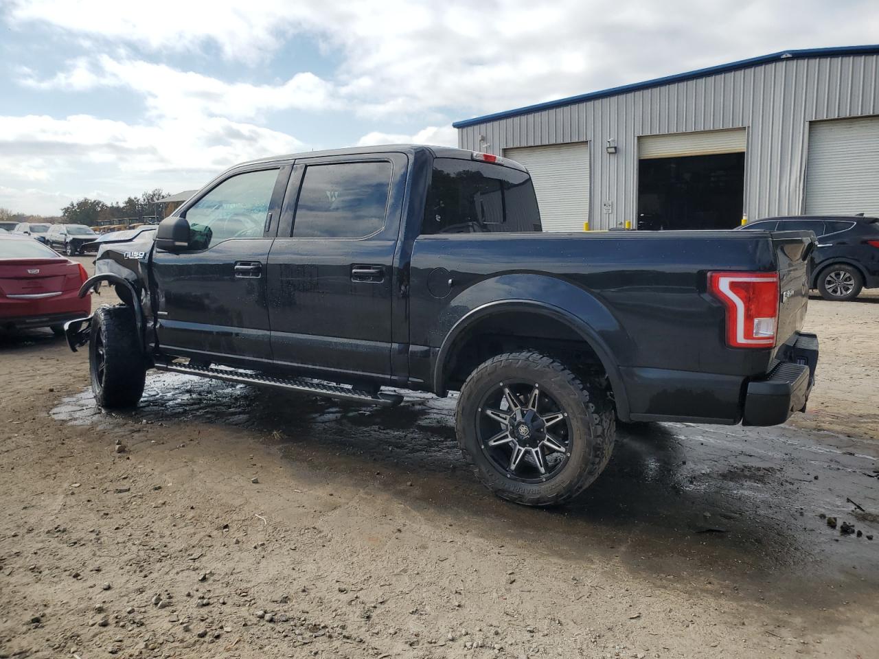 FORD F-150 SUPERCREW