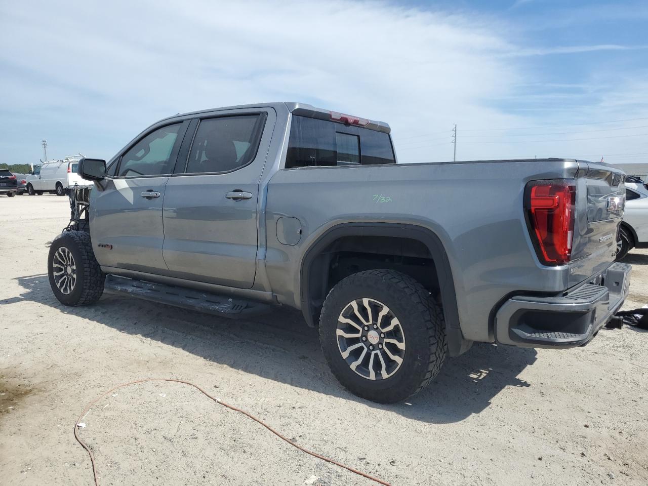 GMC SIERRA K1500 AT4