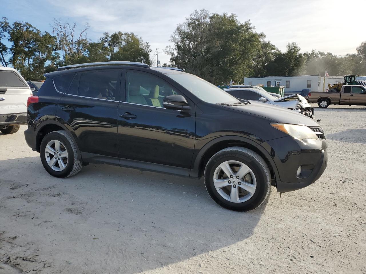 TOYOTA RAV4 XLE