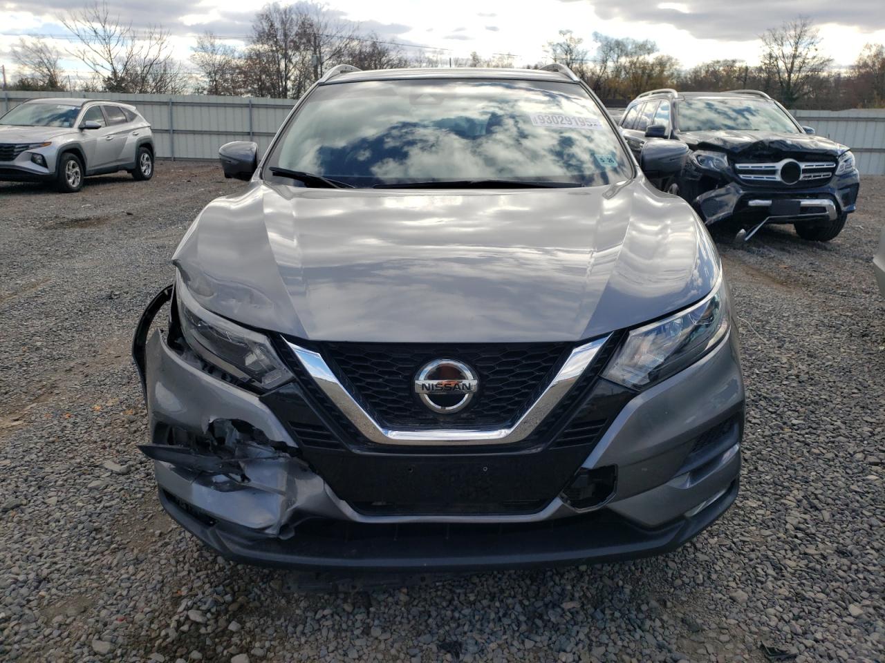 NISSAN ROGUE SPORT SV