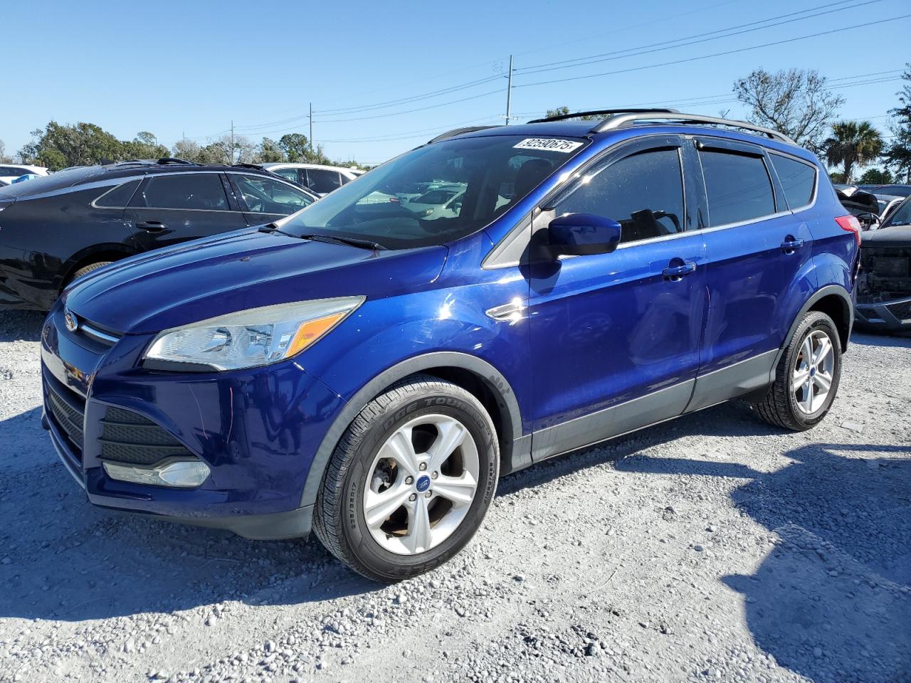 FORD ESCAPE SE