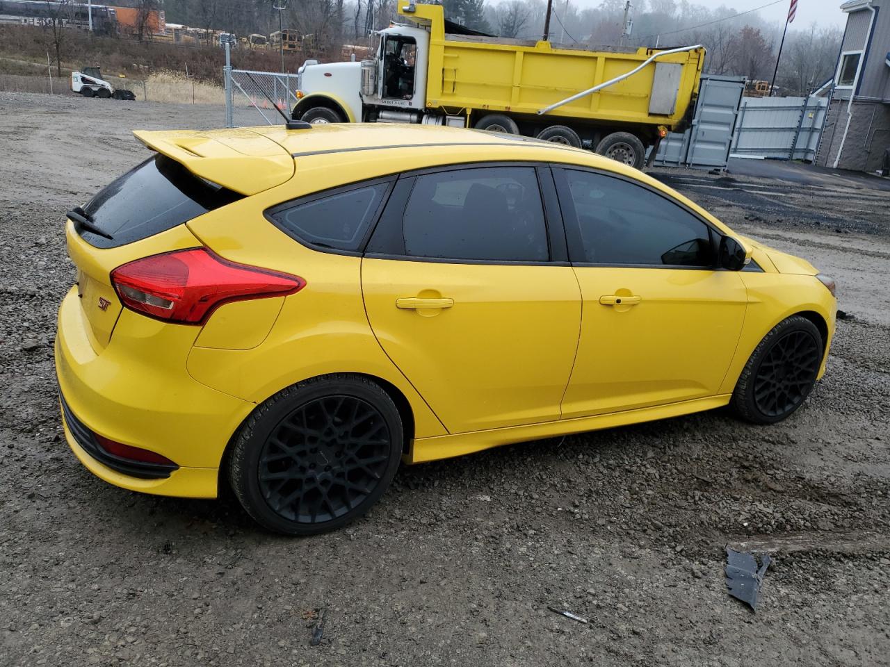 Lot #3309604569 2017 FORD FOCUS ST
