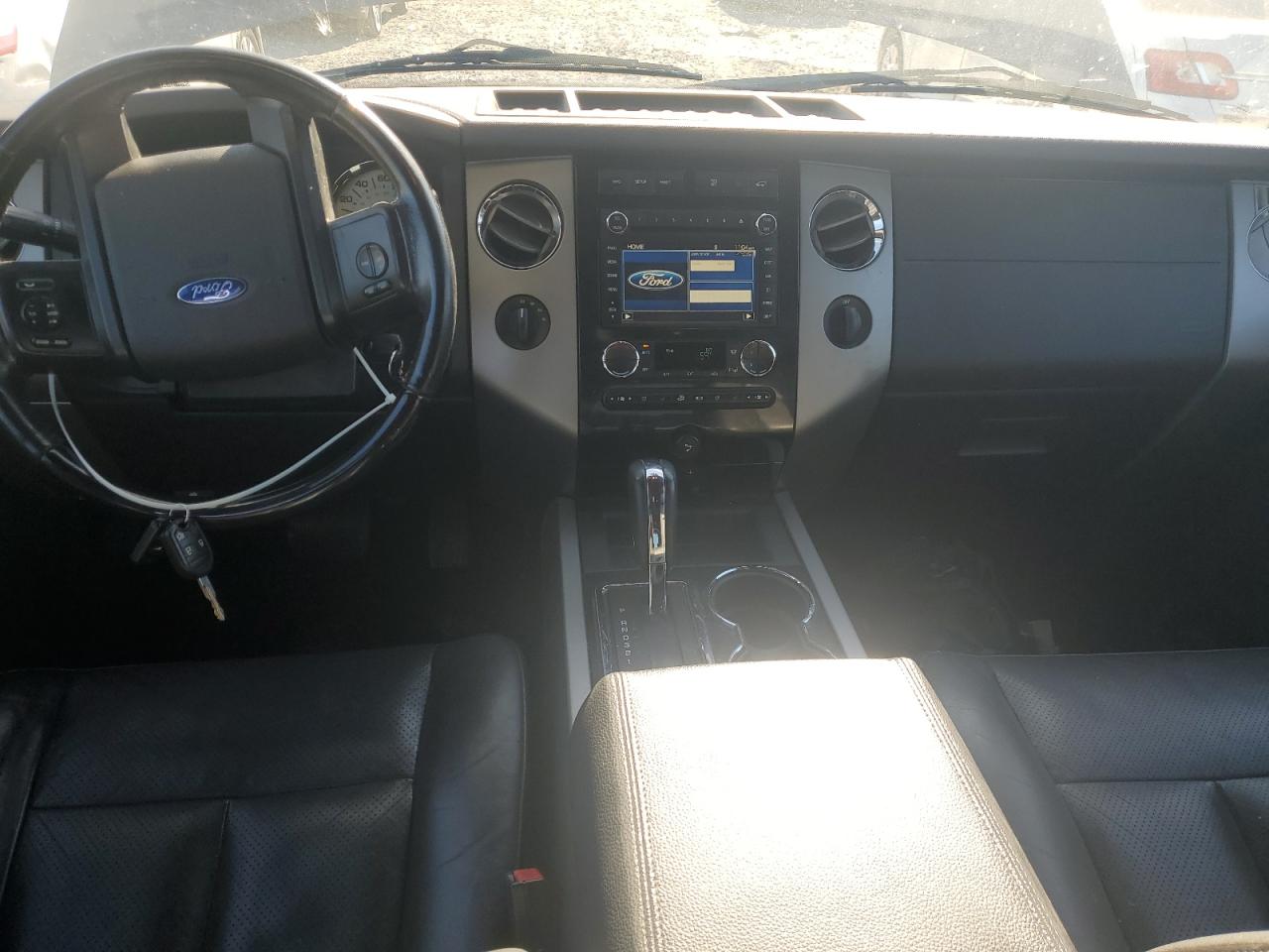 FORD EXPEDITION LIMITED