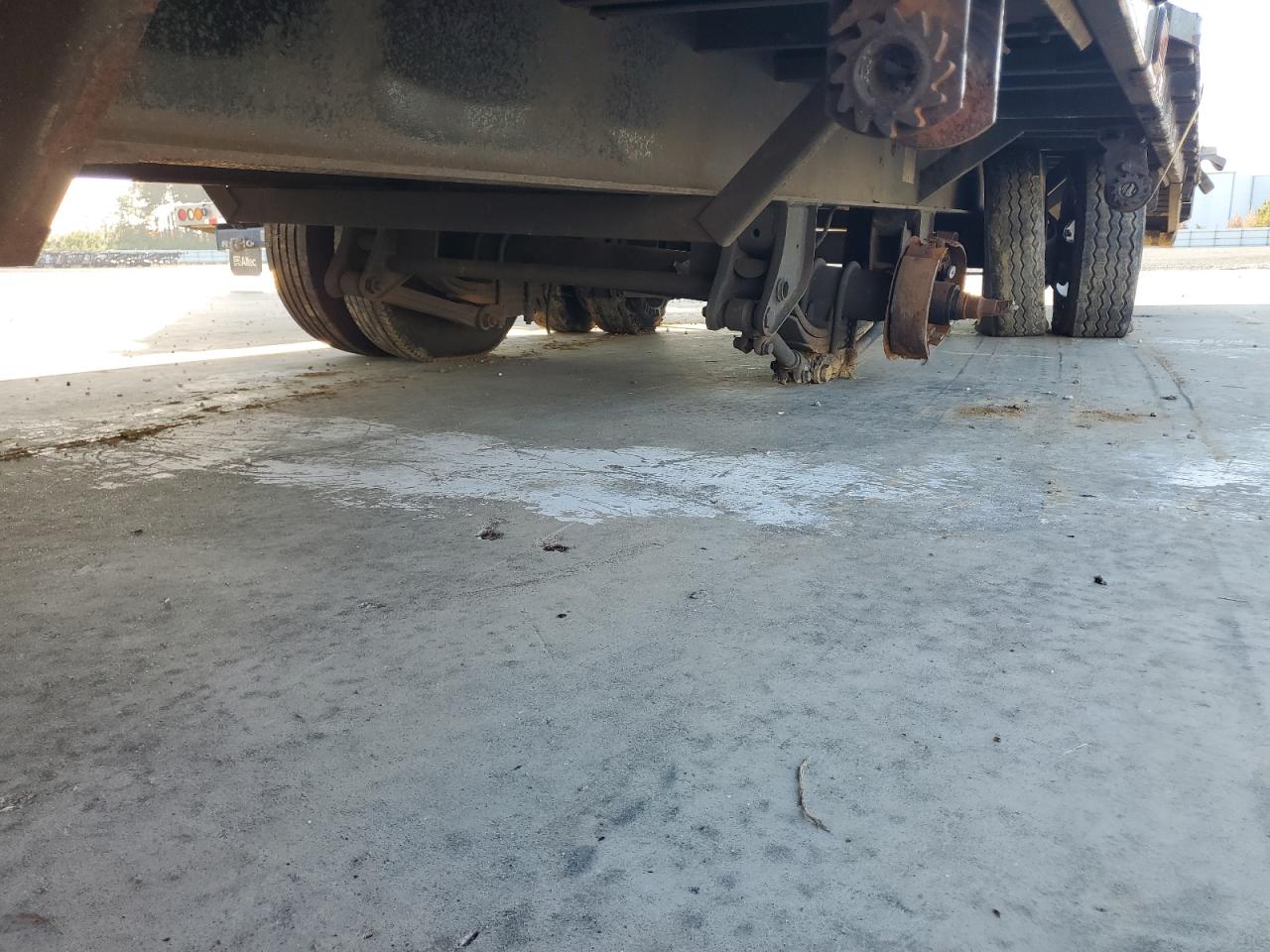 Lot #3284060540 2018 GATOR MADE UNKNOWN