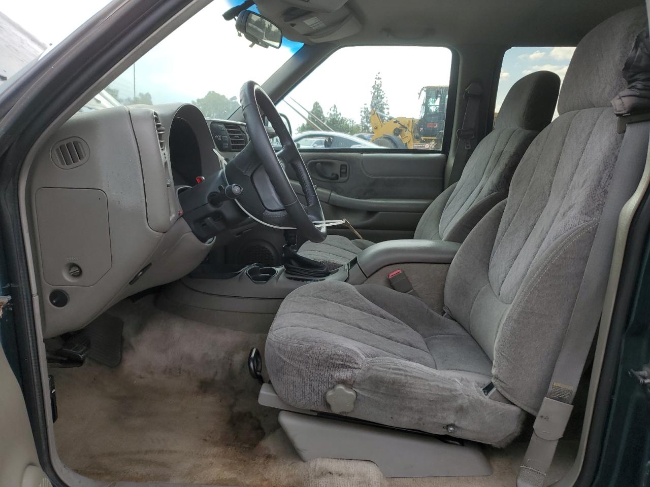 Lot #3304099500 1998 GMC JIMMY