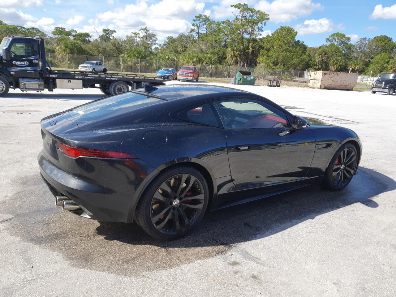 JAGUAR F-TYPE R DYNAMIC