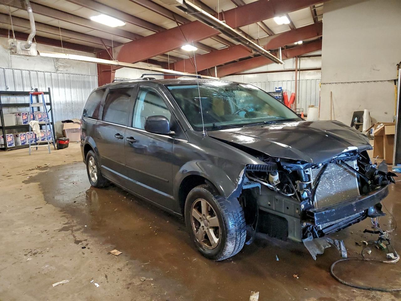 DODGE GRAND CARAVAN CREW
