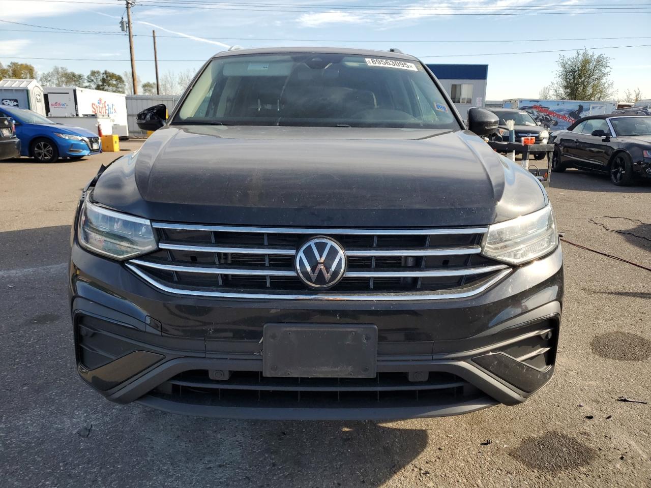 VOLKSWAGEN TIGUAN SE