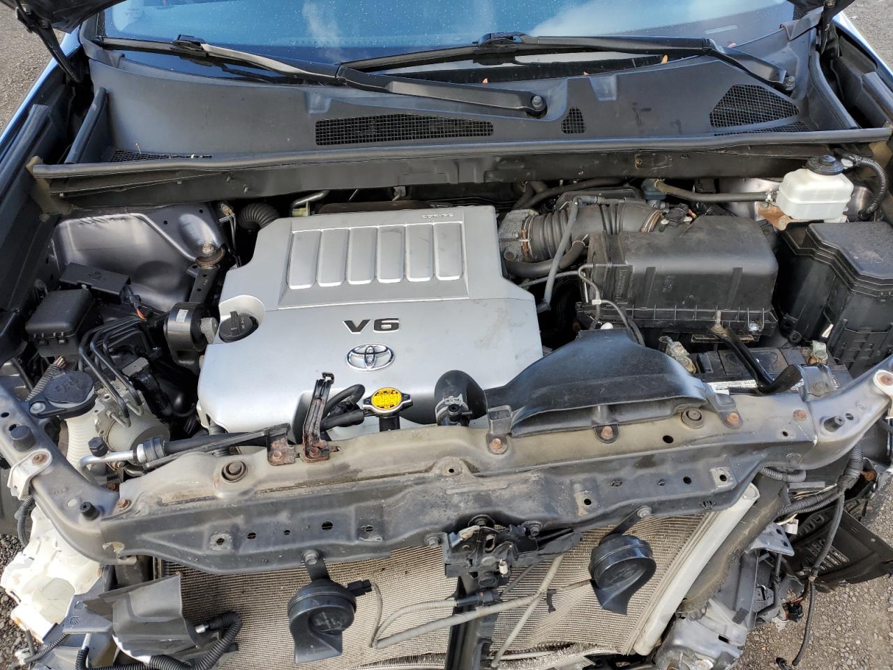 TOYOTA HIGHLANDER BASE