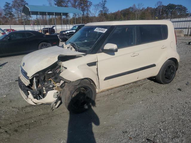 Global Auto Auctions: 2013 KIA SOUL +