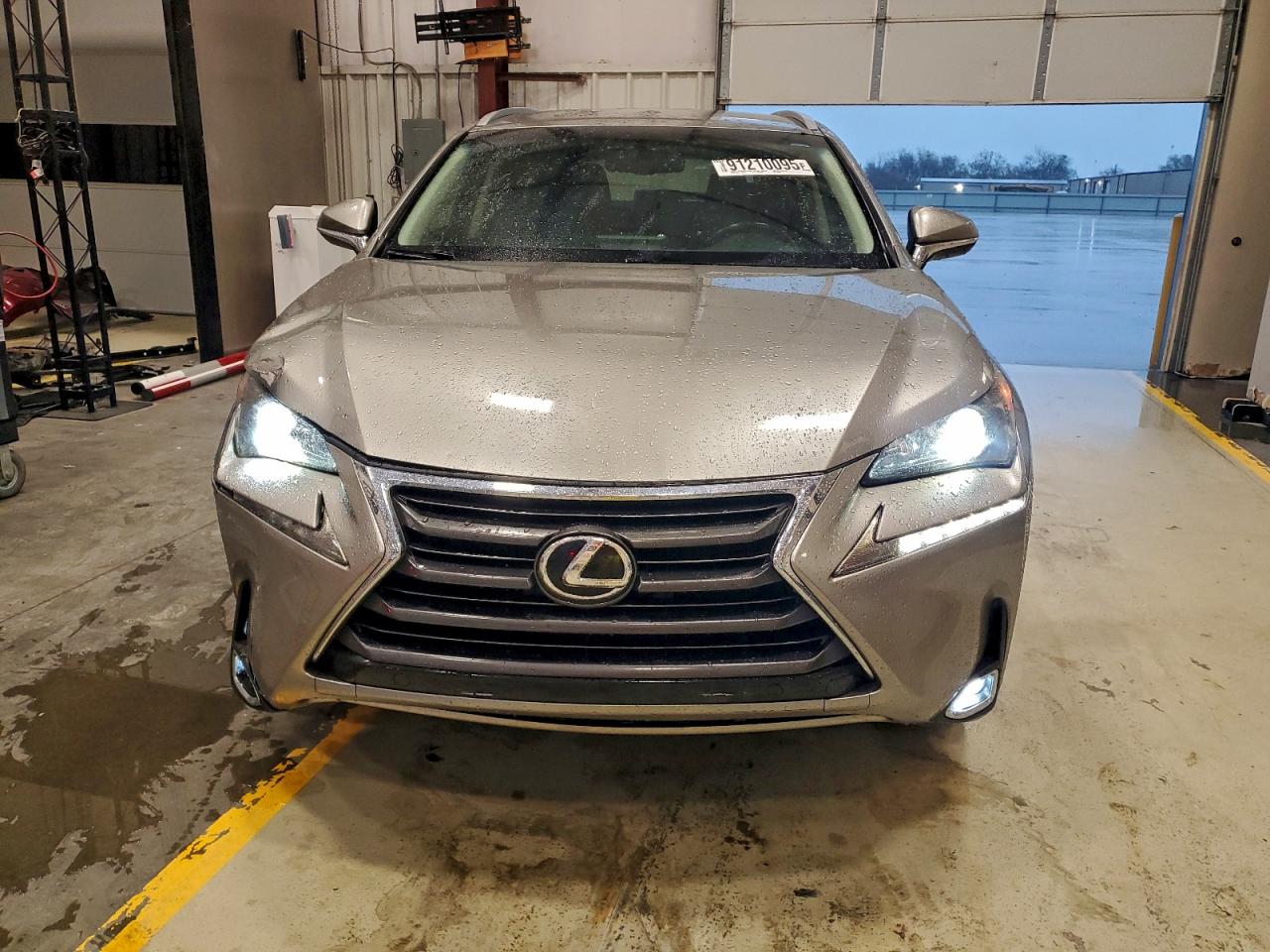 LEXUS NX 200T