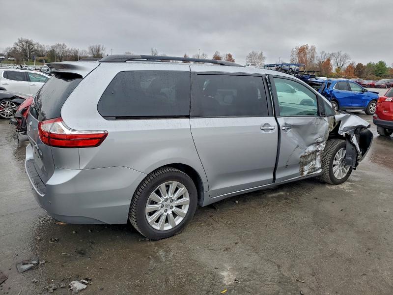 2015 TOYOTA SIENNA XLE #3297205410