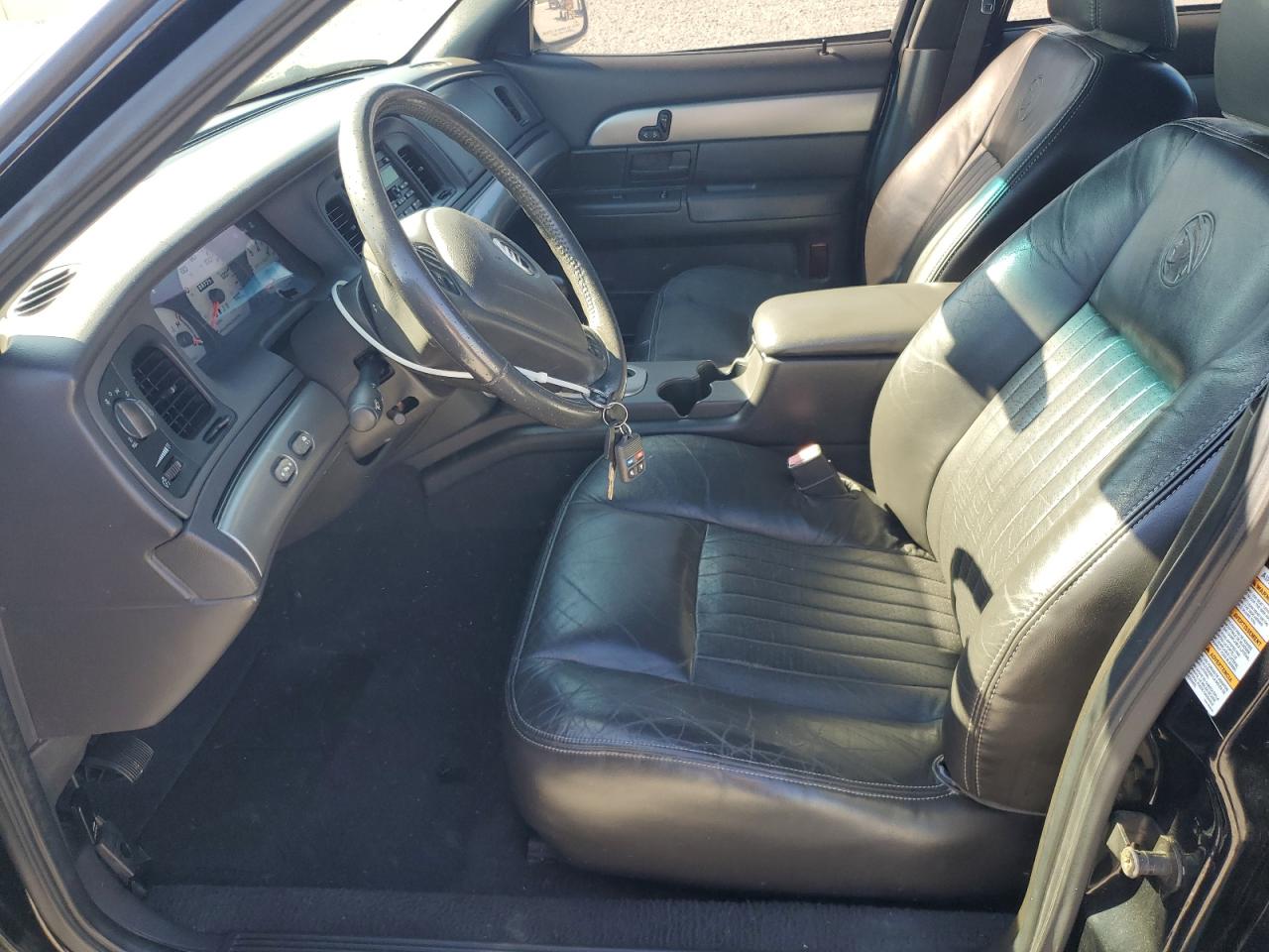 Lot #3319912149 2003 MERCURY MARAUDER