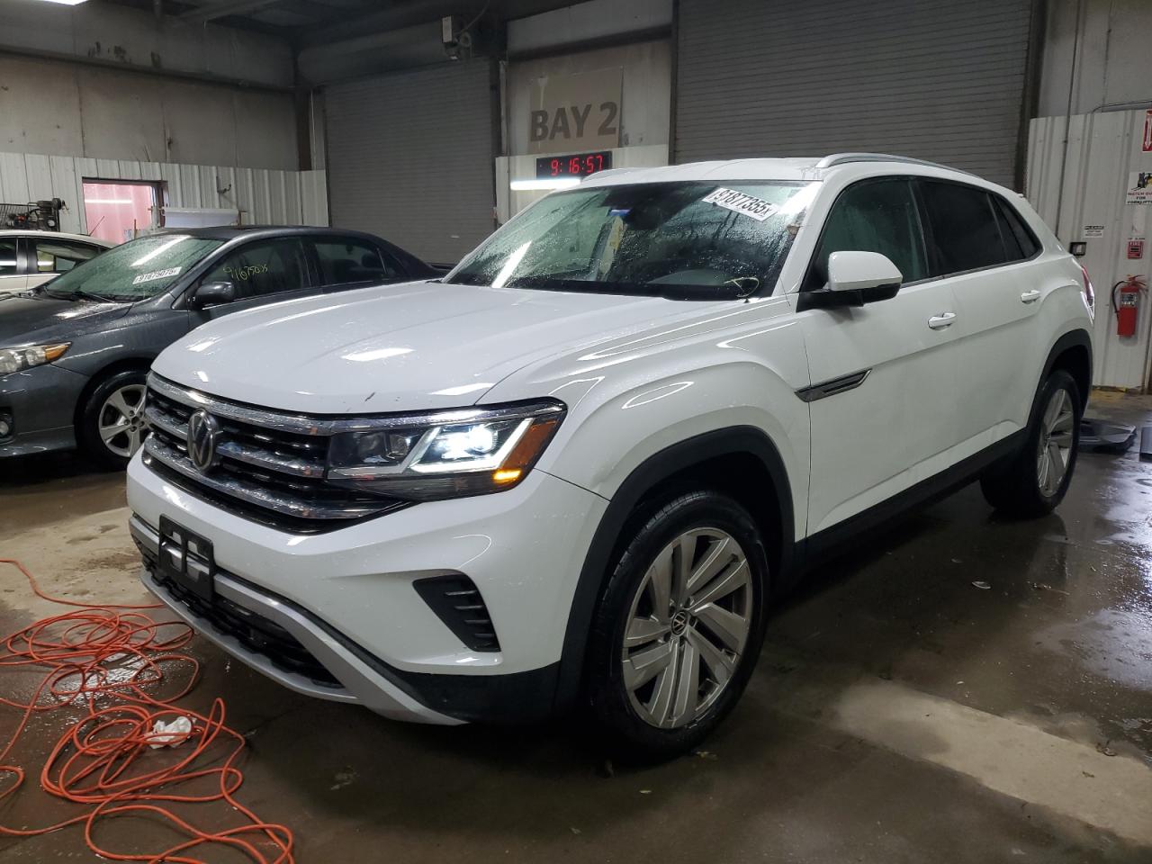 VOLKSWAGEN ATLAS CROSS SPORT SE