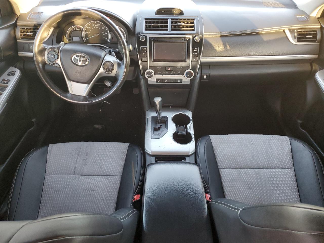 TOYOTA CAMRY L
