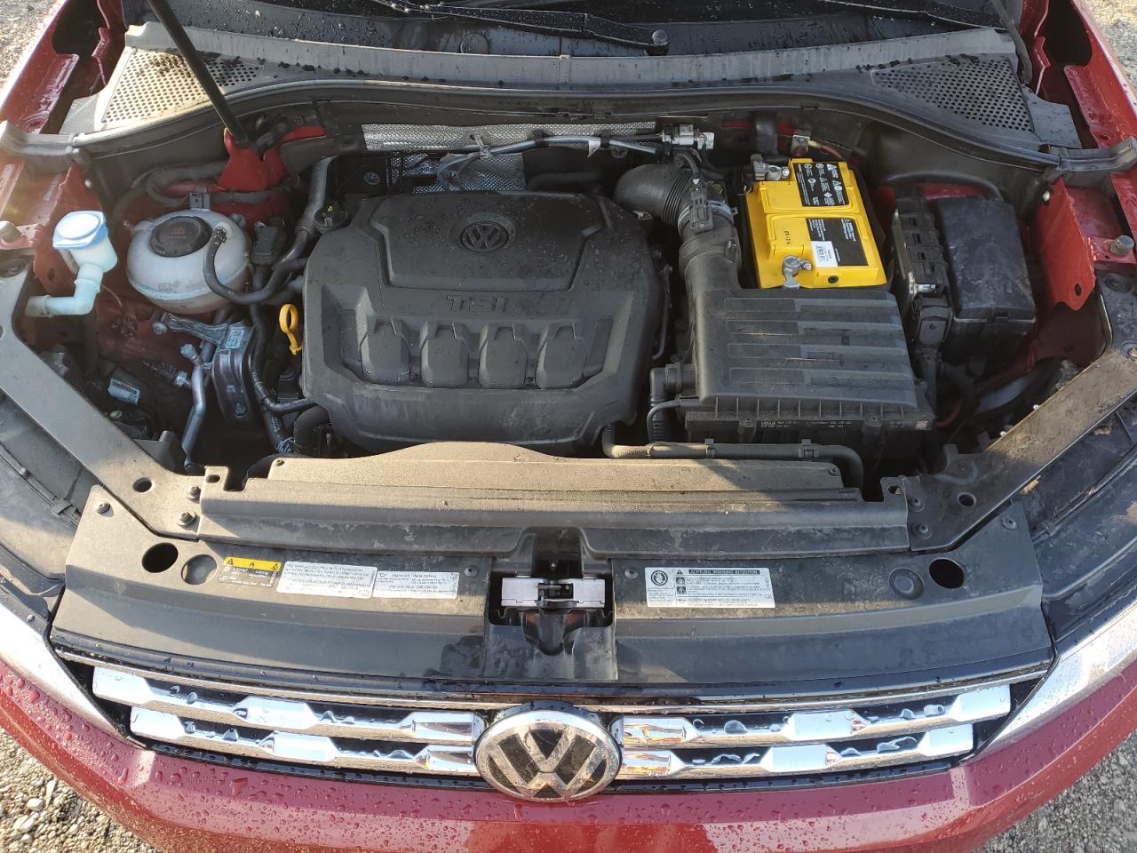 VOLKSWAGEN TIGUAN SE