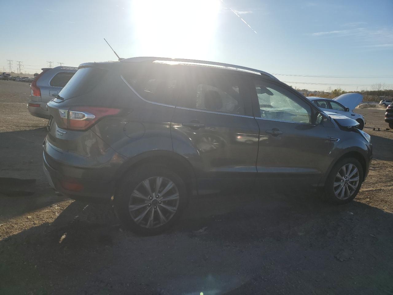 FORD ESCAPE TITANIUM