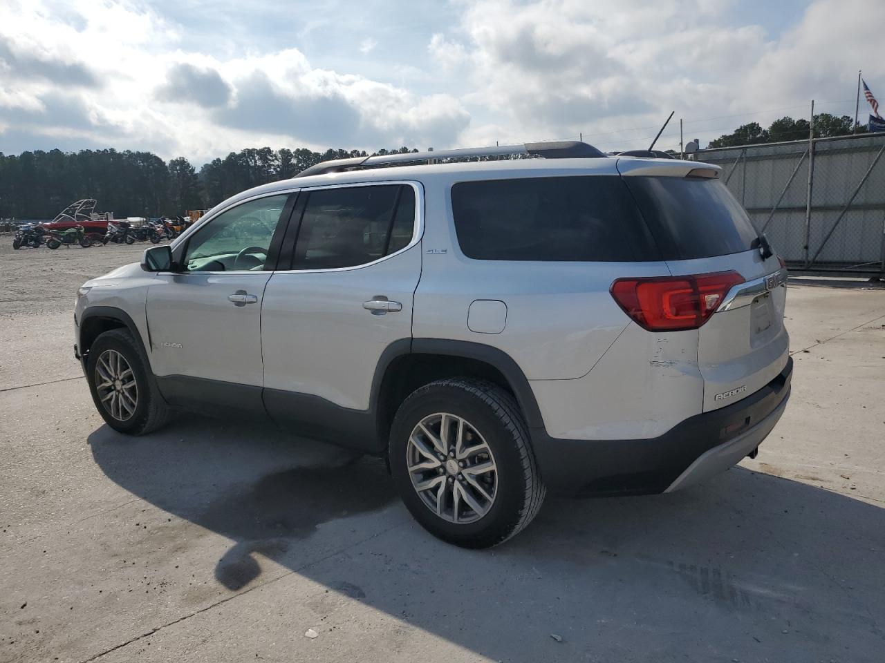 GMC ACADIA SLE