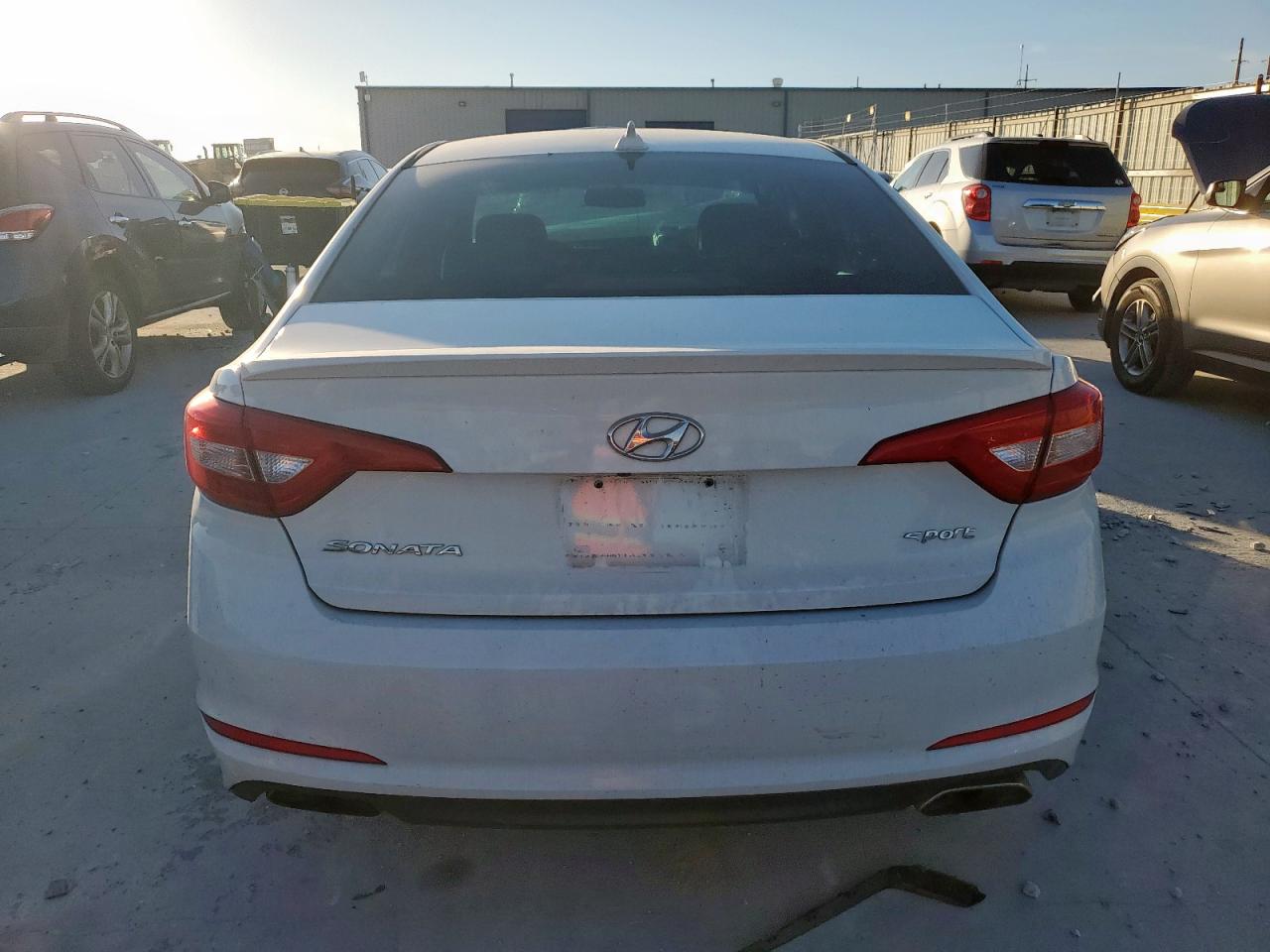 HYUNDAI SONATA SPORT