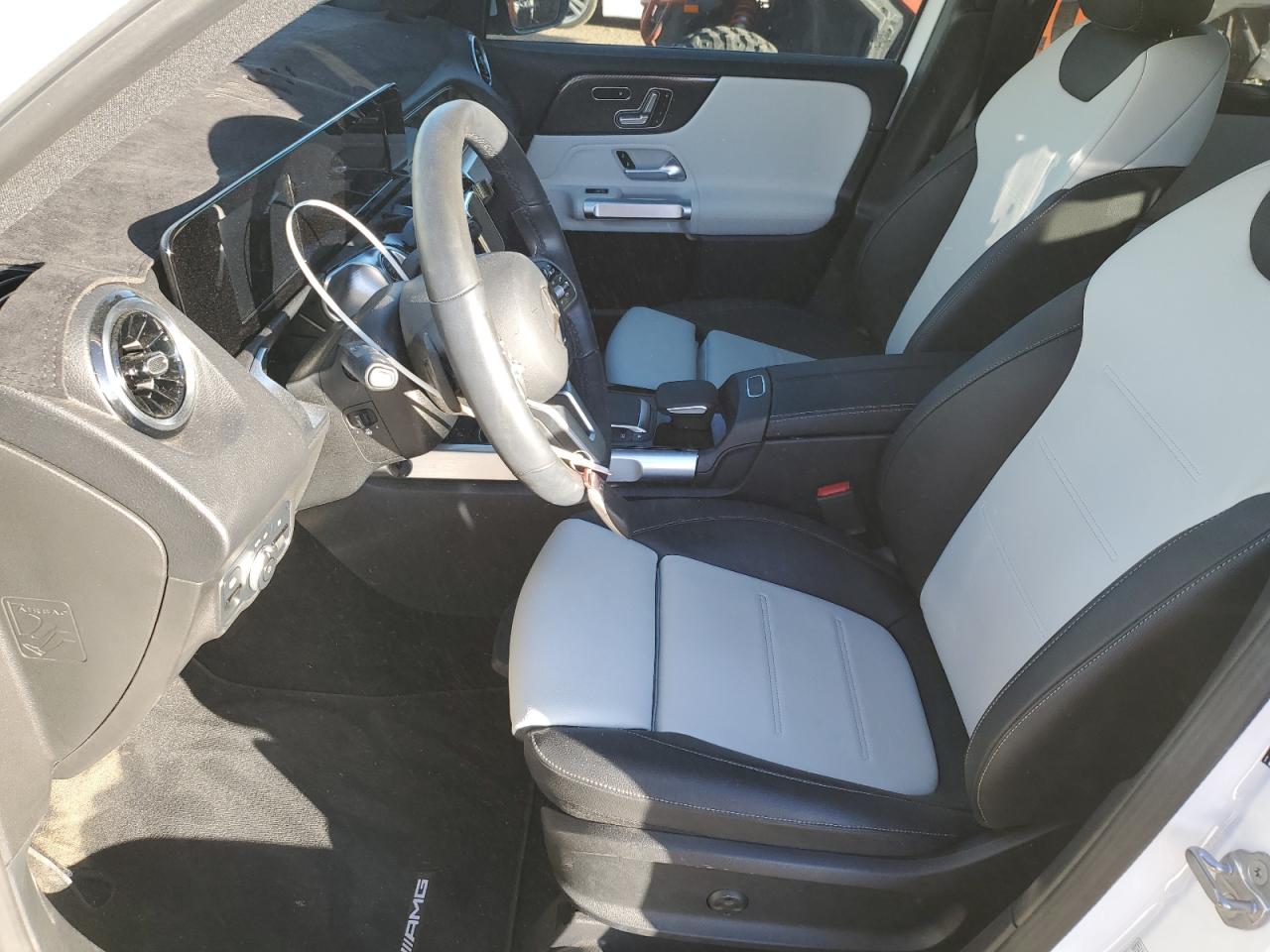 MERCEDES-BENZ GLB-CLASS 250 4MATIC