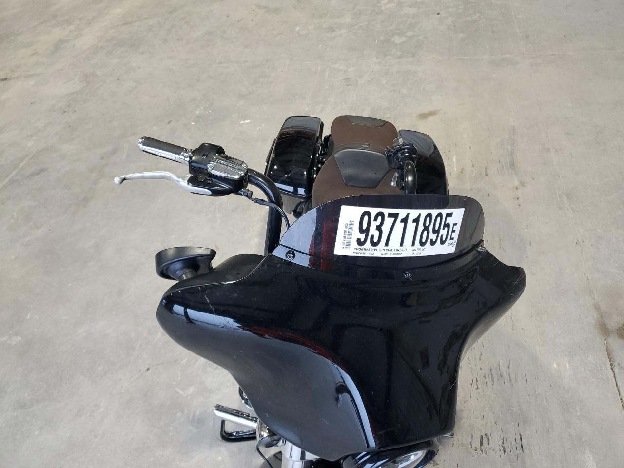 Lot #3293528418 2012 HARLEY-DAVIDSON FLHX STREE