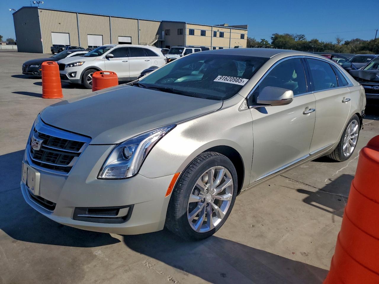 CADILLAC XTS LUXURY COLLECTION