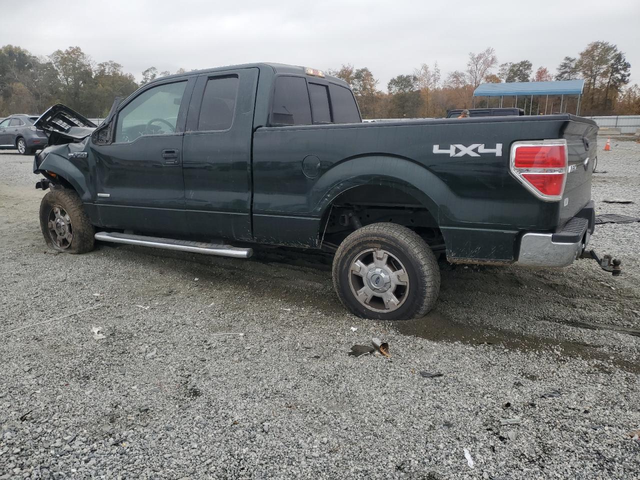 FORD F-150 SUPER CAB