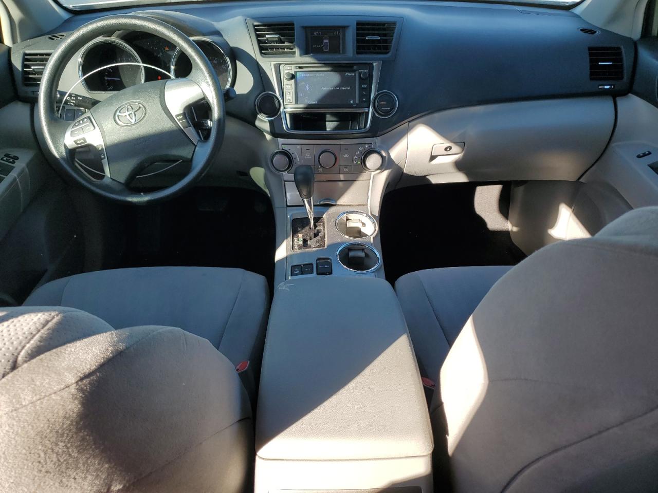 TOYOTA HIGHLANDER BASE