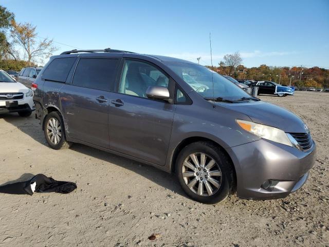 2011 TOYOTA SIENNA LE - 5TDJK3DC5BS020586