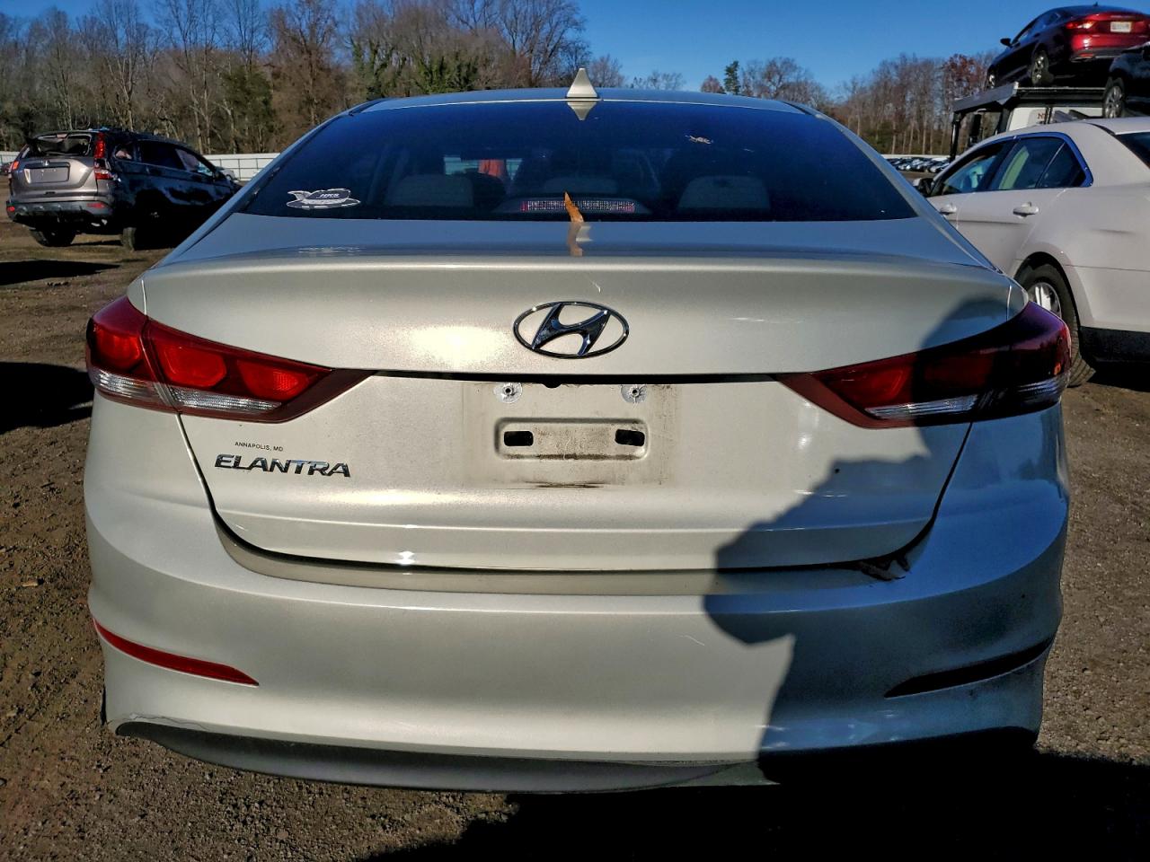 HYUNDAI ELANTRA SE