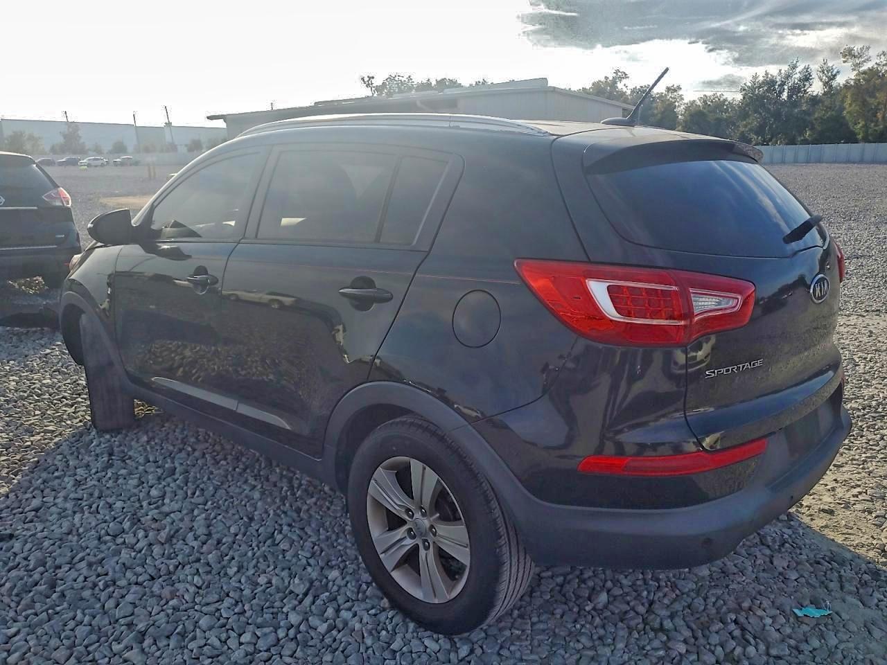 KIA SPORTAGE BASE