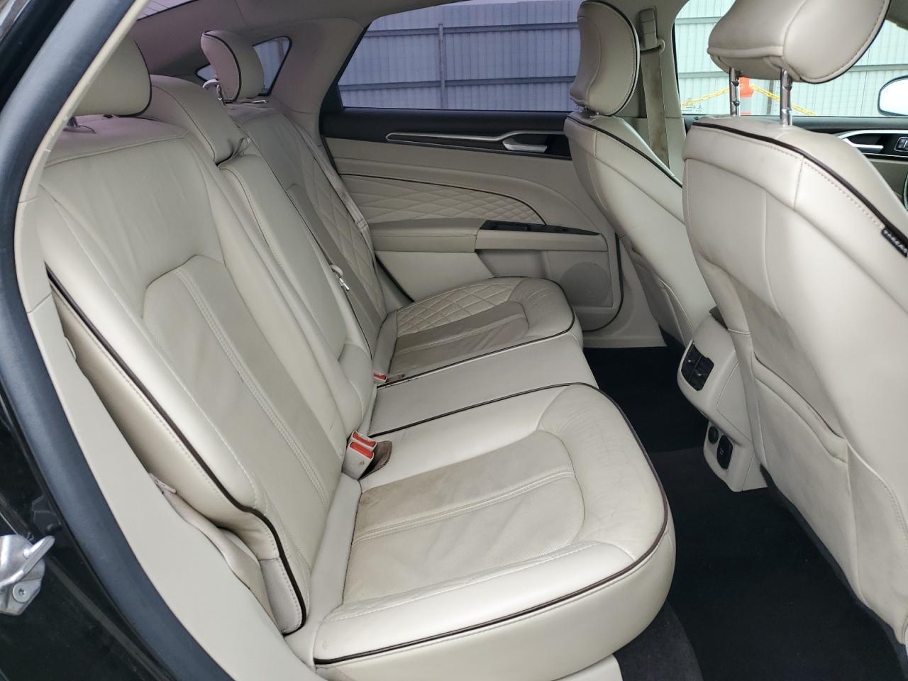 FORD FUSION TITANIUM