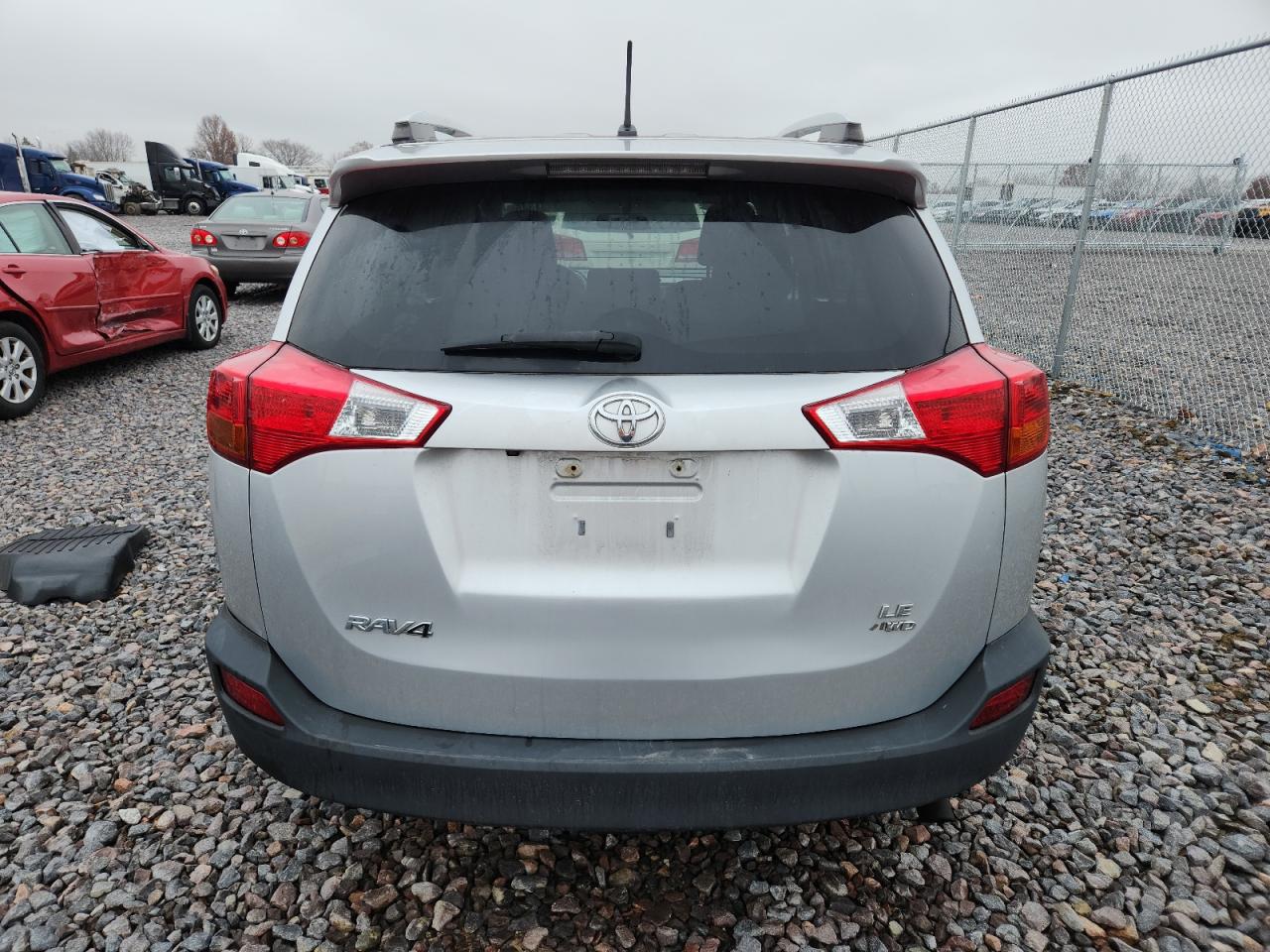 TOYOTA RAV4 LE