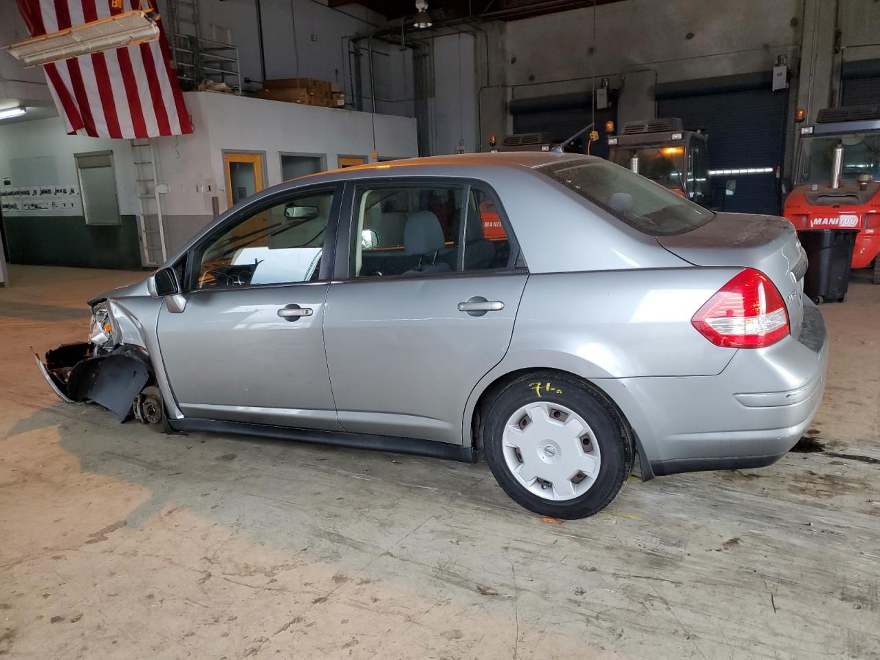 Lot #3310625874 2009 NISSAN VERSA S