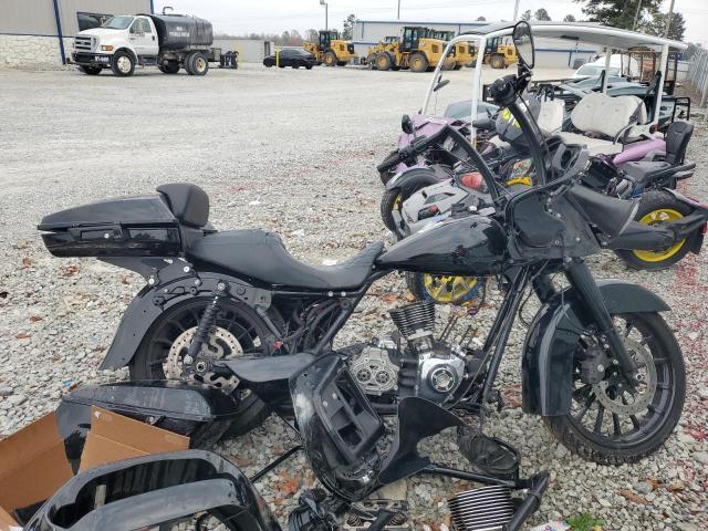 HARLEY-DAVIDSON FLHTK