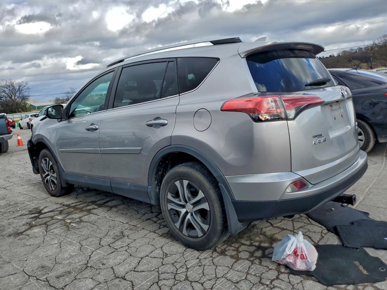 TOYOTA RAV4 LE