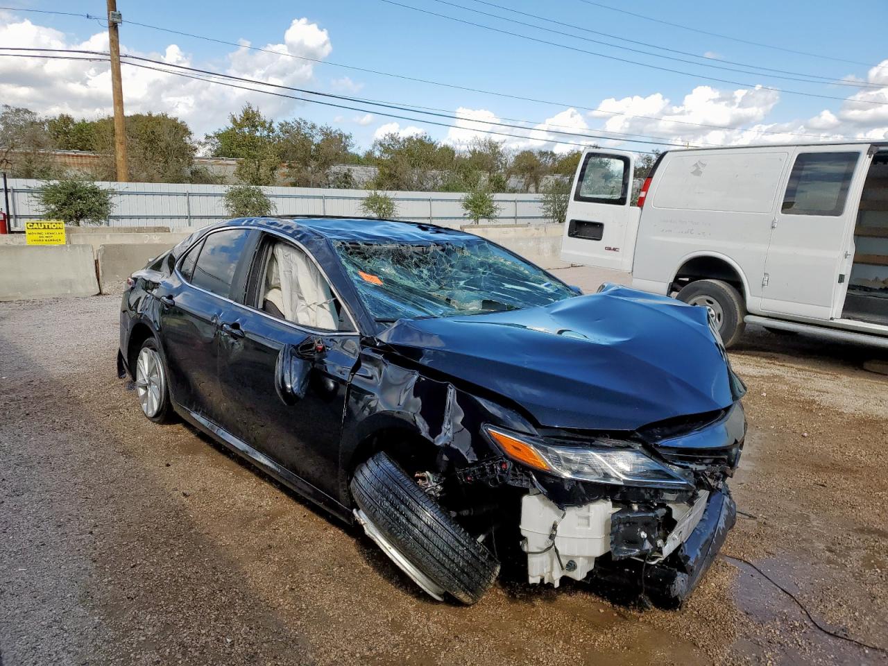 Lot #3308338069 2022 TOYOTA CAMRY LE