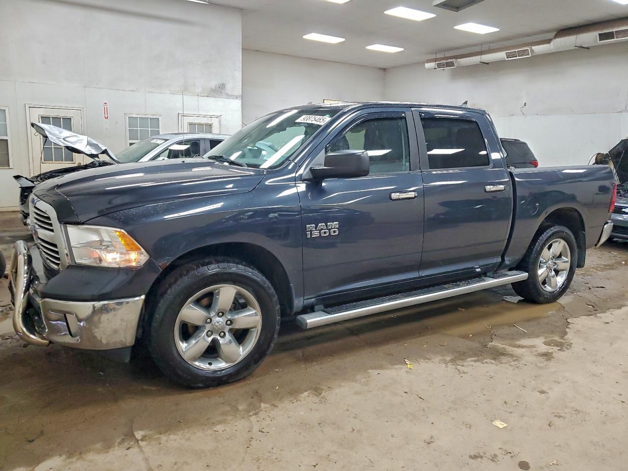 RAM 1500 SLT
