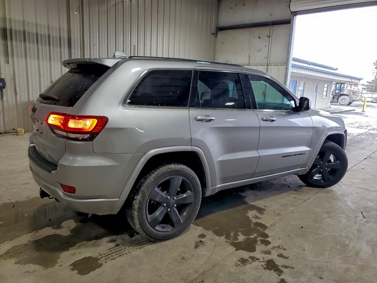 JEEP GRAND CHEROKEE LAREDO