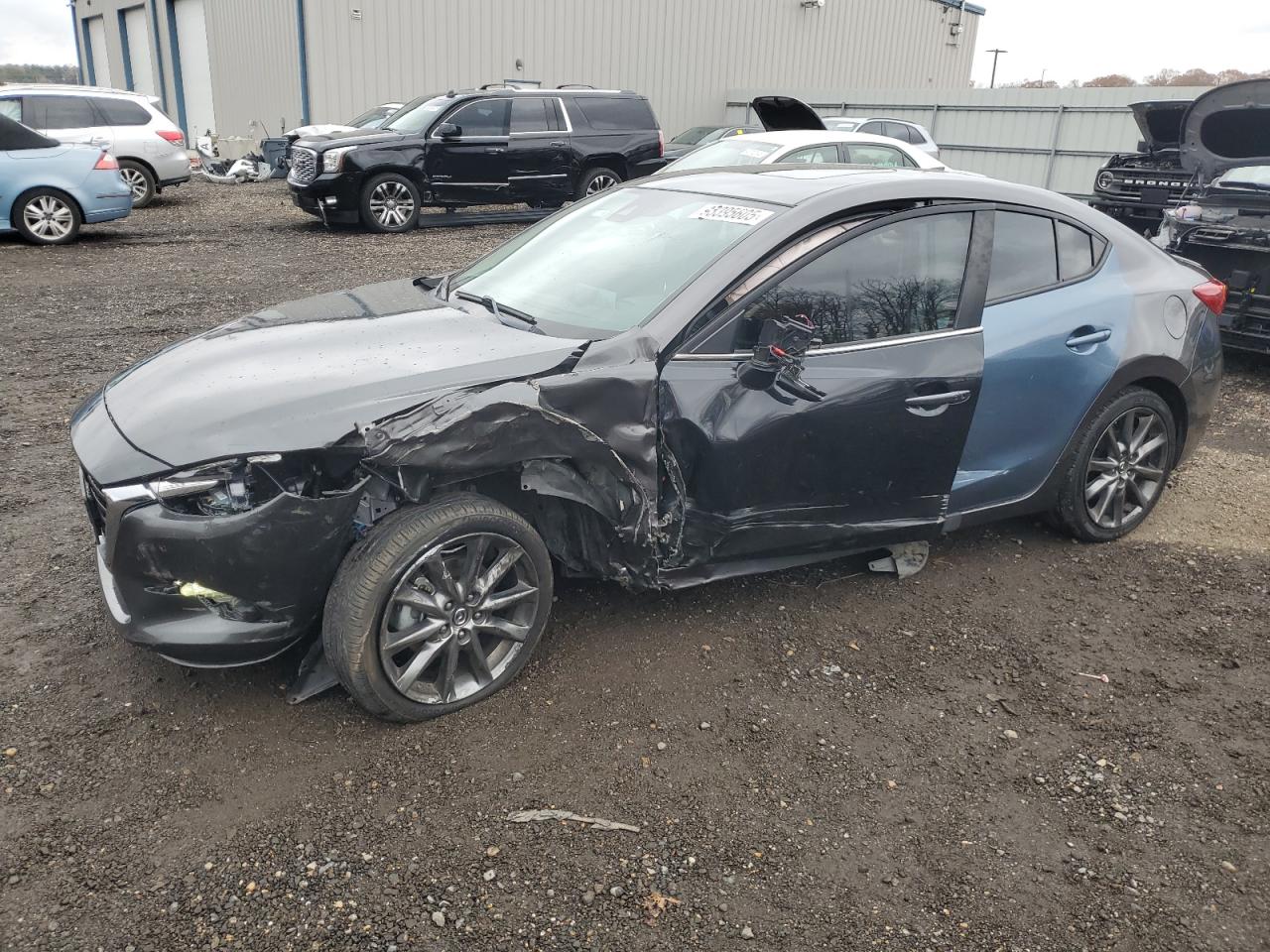 MAZDA 3 GRAND TOURING