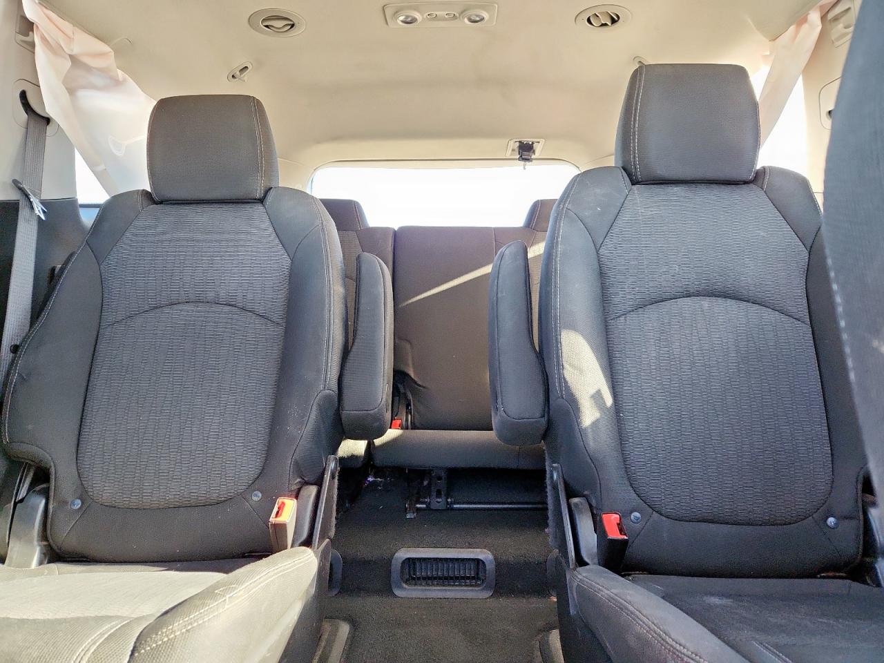 CHEVROLET TRAVERSE LT