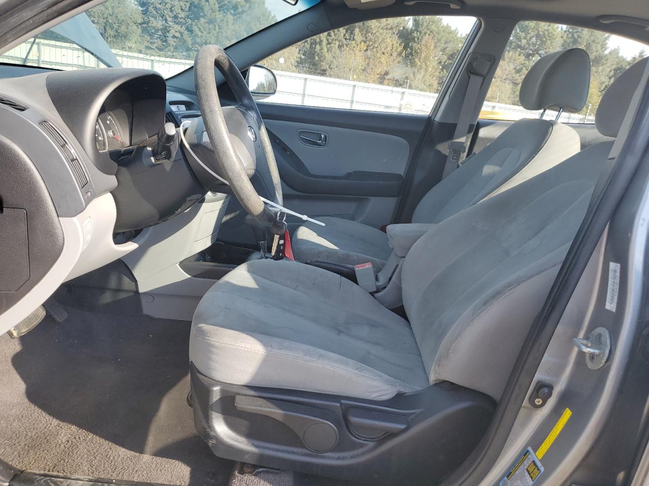 HYUNDAI ELANTRA BLUE