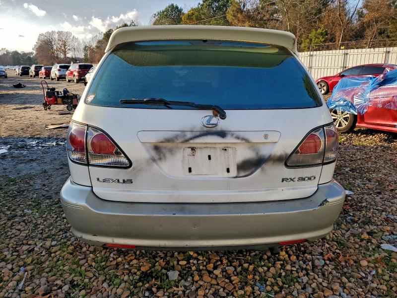 2001 LEXUS RX 300 #3302735025