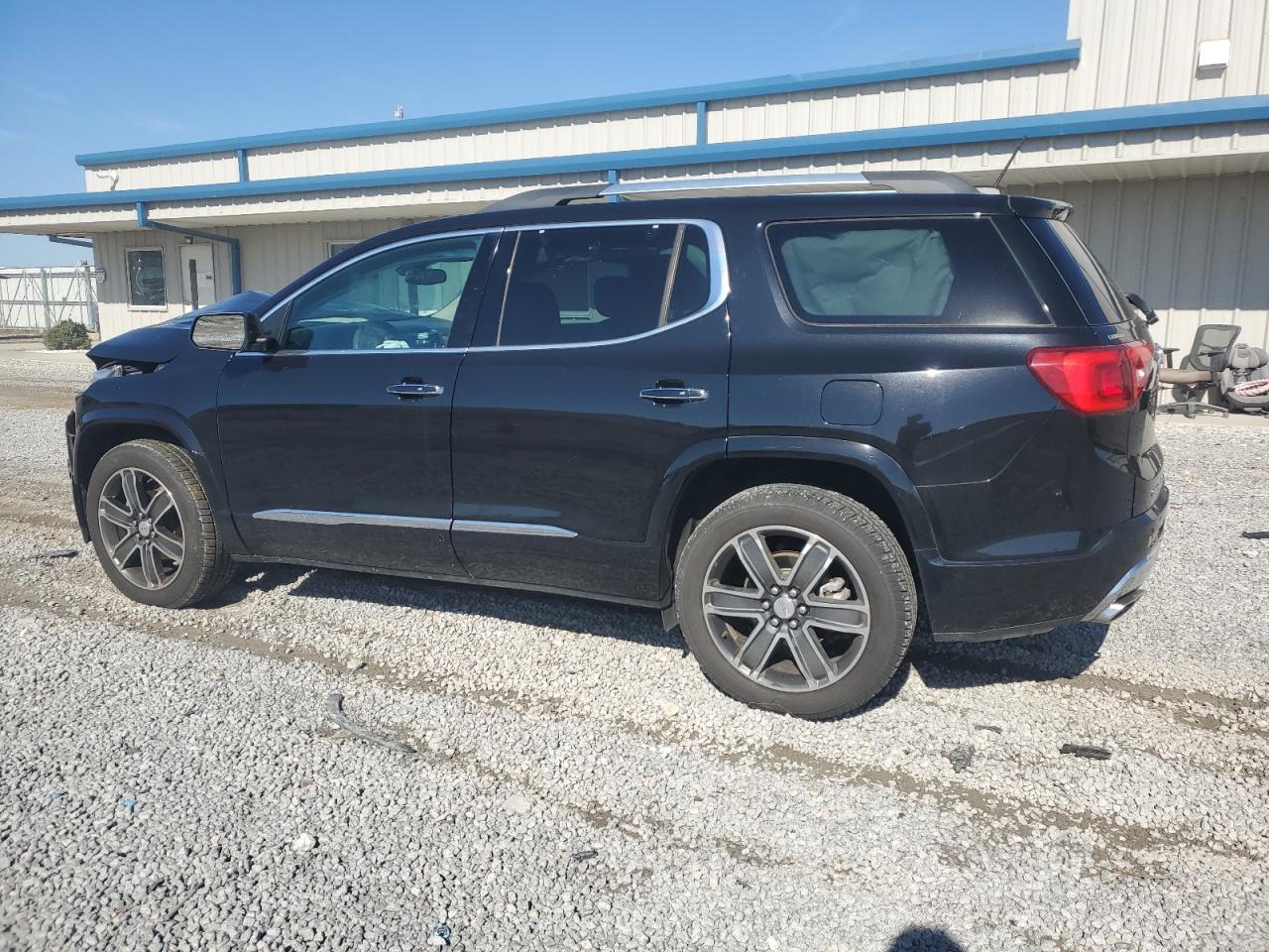 GMC ACADIA DENALI
