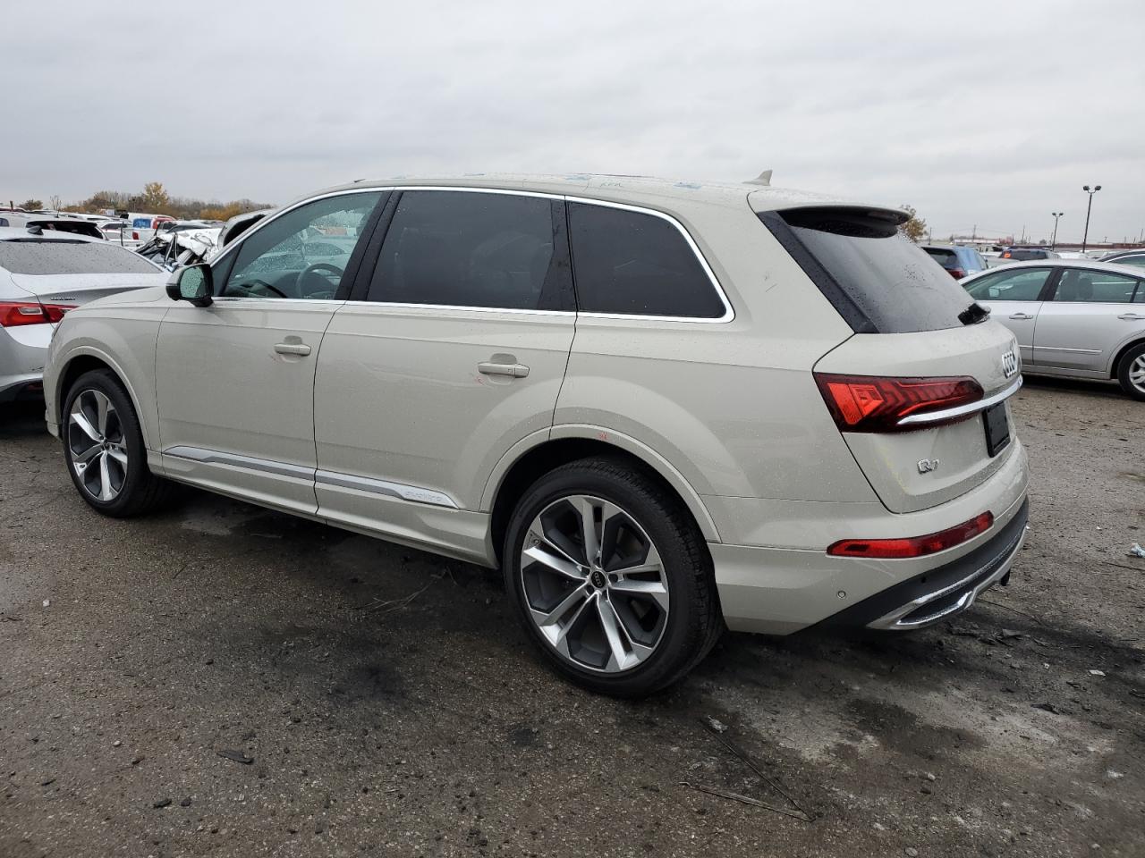 AUDI Q7 PREMIUM PLUS