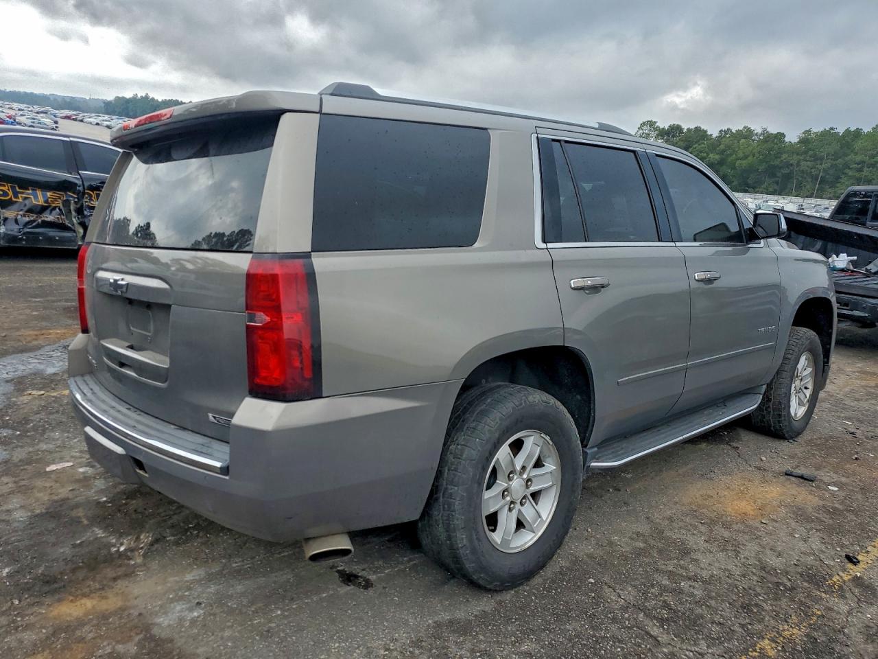 CHEVROLET TAHOE C1500 PREMIER