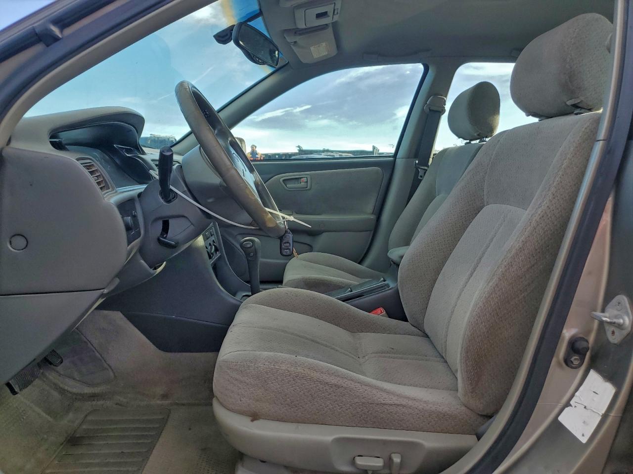 Lot #3301964444 2000 TOYOTA CAMRY CE