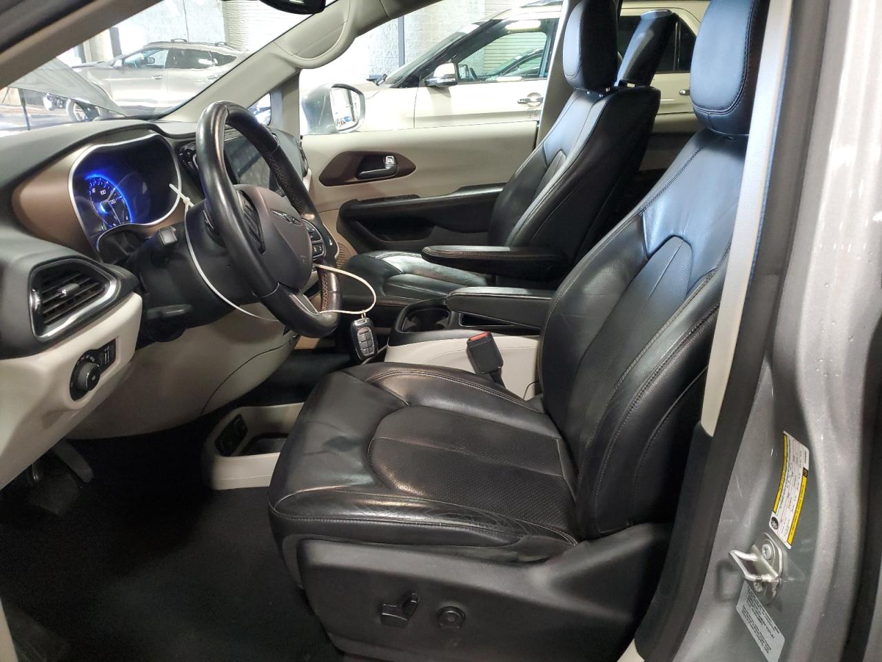 CHRYSLER PACIFICA TOURING L PLUS