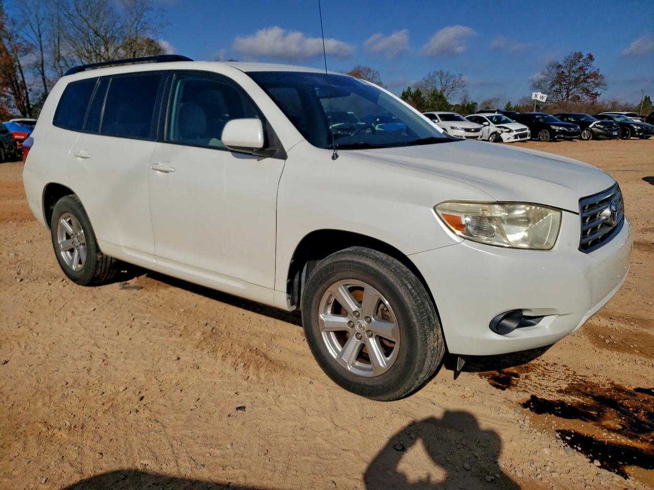 TOYOTA HIGHLANDER