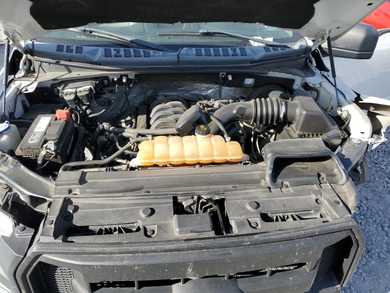 FORD F-150 SUPER CAB